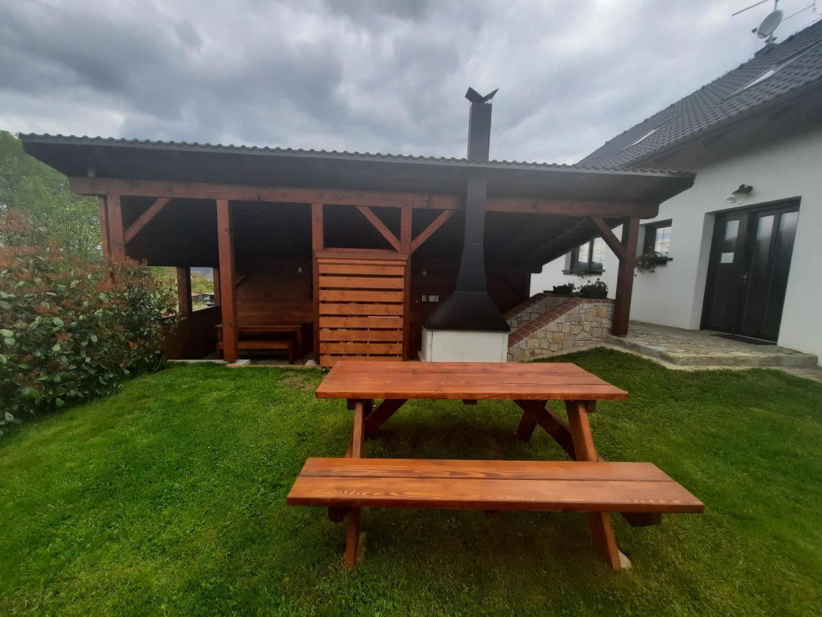 Apartmán Nad Hřištěm 441 Horní Planá Exteriér fotografie
