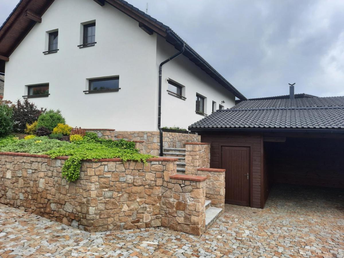Apartmán Nad Hřištěm 441 Horní Planá Exteriér fotografie
