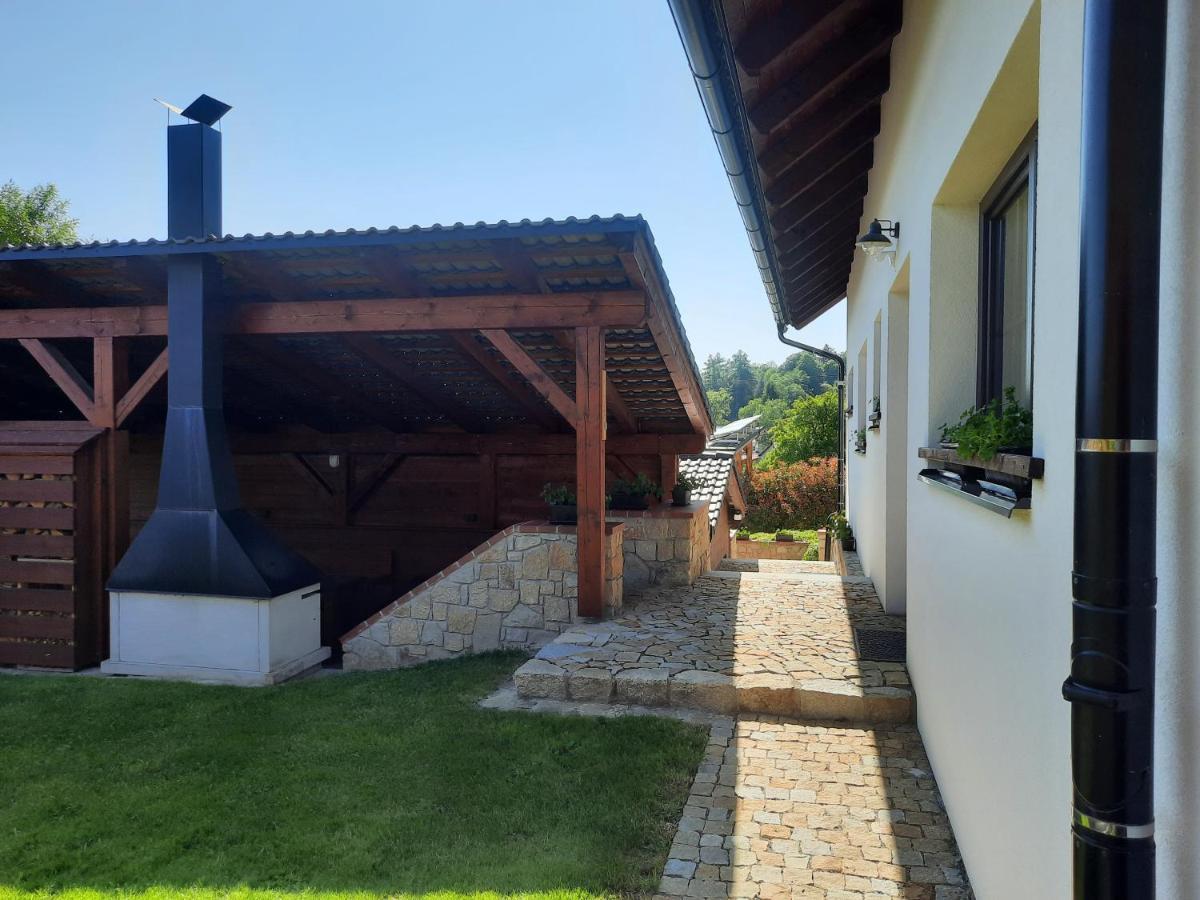 Apartmán Nad Hřištěm 441 Horní Planá Exteriér fotografie